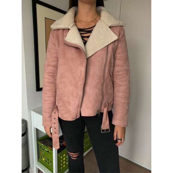 Glamorous Faux Sherpa and Suede Moto Jacket - Picture 2 of 5